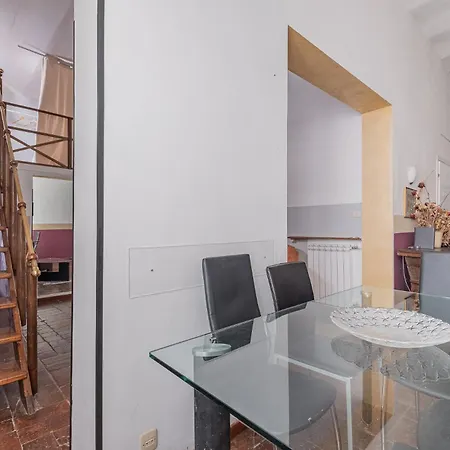 Casa Nel Cuore Di Trastevere Apartment *